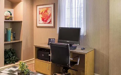 La Quinta Inn & Suites by Wyndham San Diego Chula Vista