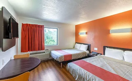 Motel 6-Dallas, TX - South