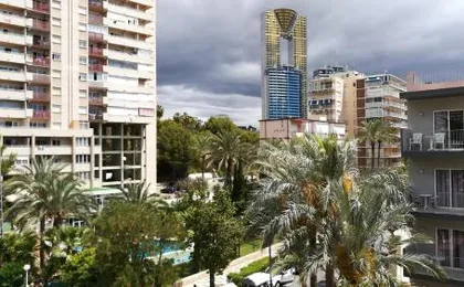 Primera linea poniente