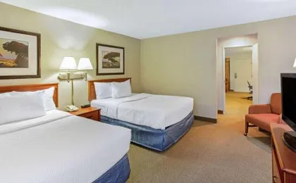 La Quinta by Wyndham Appleton College Avenue