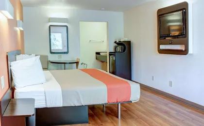 Motel 6 Bishop