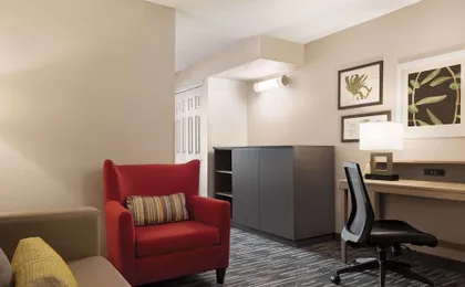 Country Inn & Suites by Radisson, St. Cloud East, Mn
