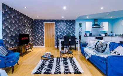 Impeccable 2-Bed Apartment in Liverpool