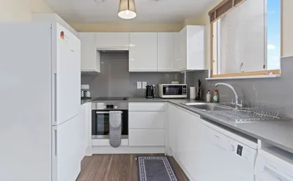 Retreat Private Rooftop 3 Bedroom Apartment