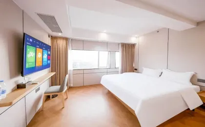 Paxin·High-Altitude City View Apartment (Canton Fair Complex Pazhou Subway Station Branch)