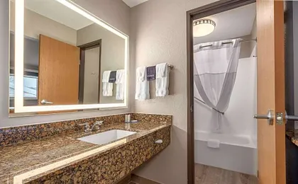 AmericInn by Wyndham New Richmond