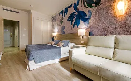 Salles Hotel Malaga Centro