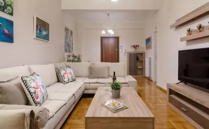 Acropolis View 2bd Apt Next To Museum & Metro