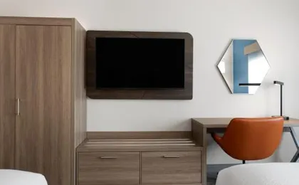 Holiday Inn Express & Suites Meridian I-20 by IHG