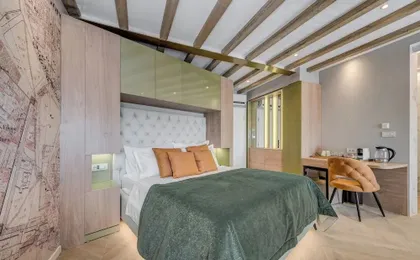 Grand Palace Luxury Retreat - Tale Of The Sea