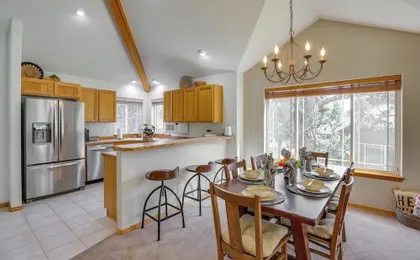 Idyllic Redmond Townhome w/ Furnished Deck!