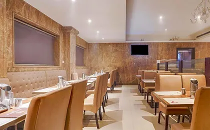 Super Townhouse Arcot Road Near Kauvery hospital