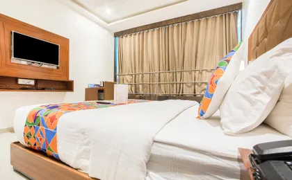 Fabhotel Prime Le Western