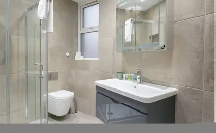 Stunning London Home - Newly Furnished Mhb352