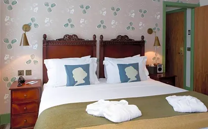 The Morton Hotel