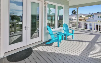Sandpiper Treasure by Ryson Vacation Rentals