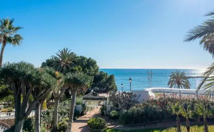 Modern 2 Bedroom Apartment, with Sea Views, in Playas del Duque - Puerto Banús