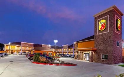 Super 8 by Wyndham Houston Northwest Cypress