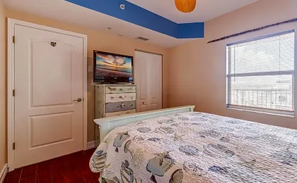 August Beach Getaway Specials Book & Save!