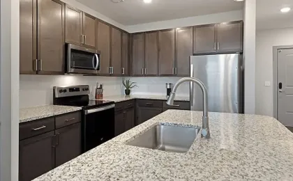 Landing Apartments - University City