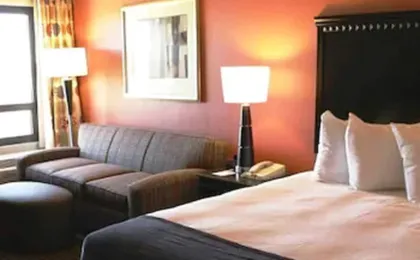 Decatur Conference Center & Hotel