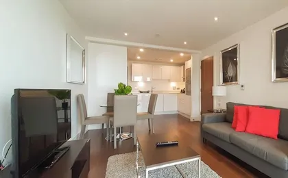 Lincoln Plaza Serviced Apartments, Canary Wharf by Thesqua.Re