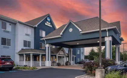 Best Western Plus Fort Wayne Inn & Suites North