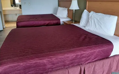 Centralia Inn
