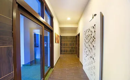 FabHotel Harnoor House - Gold Souk Mall