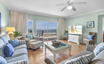 Admirals Quarters 508- Luxury Beachfront Condo 3 Bedrooms 3 Baths 5th Floor