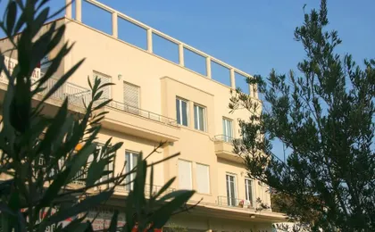 Sacred Way Rooftop Apartment