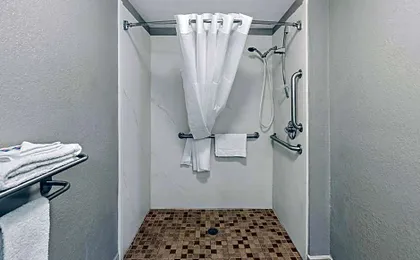 Motel 6 Lester, PA - Philadelphia Airport