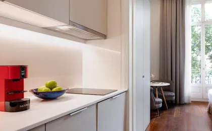 Duquesa Suites Landmark Hotel by Duquessa Hotel Collection