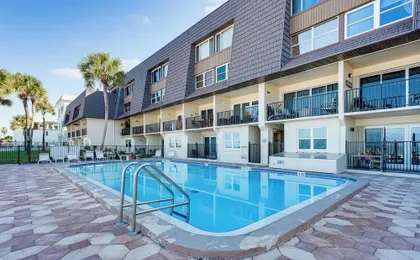 Beachfront! Indian Rocks Beach Condo w/ Balcony