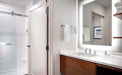Staybridge Suites Iowa City Coralville By IHG
