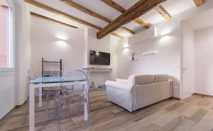 Realkasa Canonica Apartment