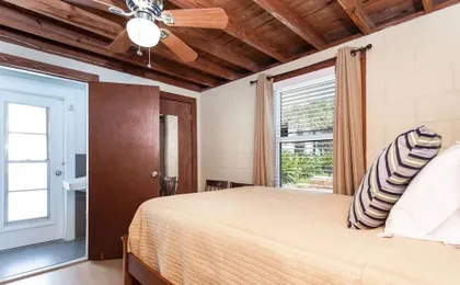 Seashell by Distinctive Beach Rentals