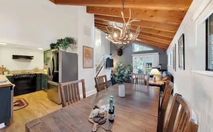 Incline Pines Retreat by Avantstay Private Hot Tub + Wraparound Deck + Views Near Dining and Shops