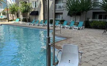 The Point Hotel & Suites - 503 Luxury - Pool view - Close to Universal