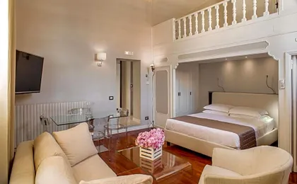 Les Fleurs Luxury House