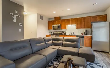 Domicile Suites at Elliott Bayview