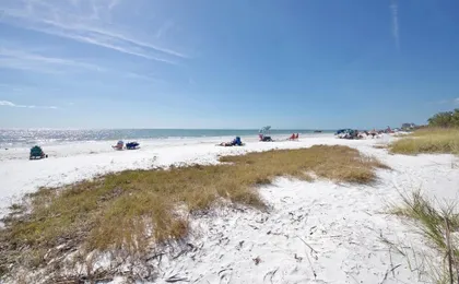 Carlos Pointe #126 - Endless Beach