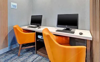 Holiday Inn Express Hotel & Suites Dover By IHG