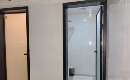 Jiangyang Business Hotel (Shanghai Shuangyang Road)