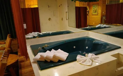 Postmarc Hotel & SPA Suites