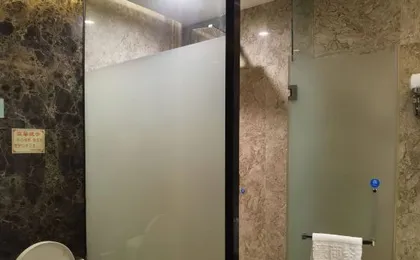 Shenzhen Jiehao Business Hotel (Bao'an Airport Guyi Subway Station)