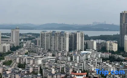 Xiaohuajia Homestay (Wuhan Zhongbei Road Chuhehan Street)