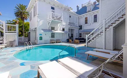 Classic King- Curry Mansion with Heated Pool!