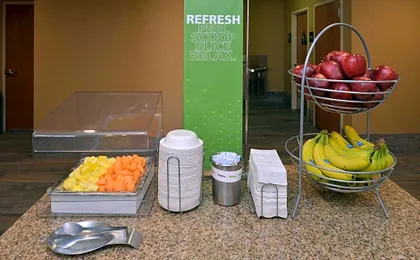 Hampton Inn & Suites Bakersfield North-Airport