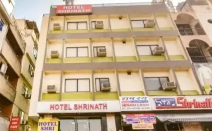 OYO 72203 Hotel Shrinath